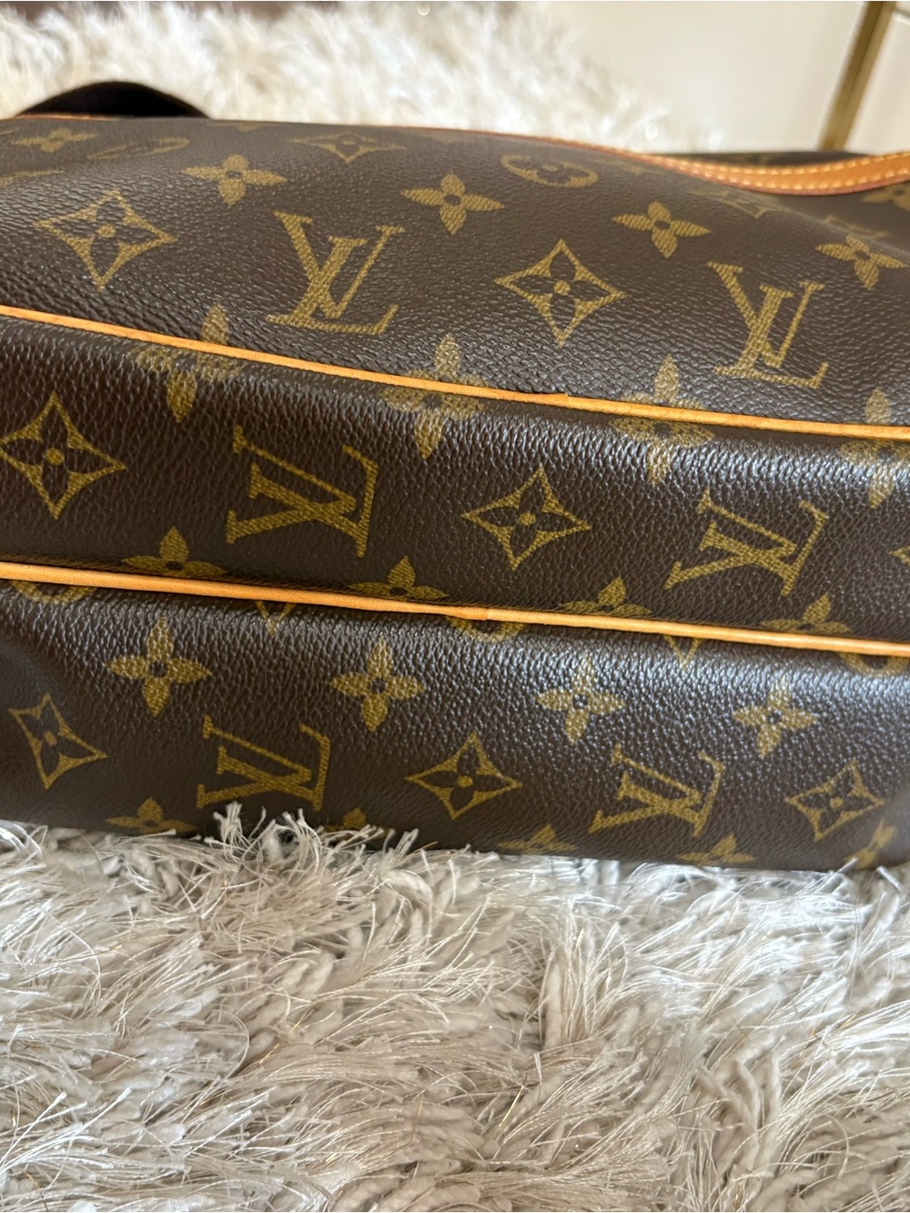 Louis Vuitton Brown Monogram Messenger Bag with Tan Trim - Picture 6 of 11